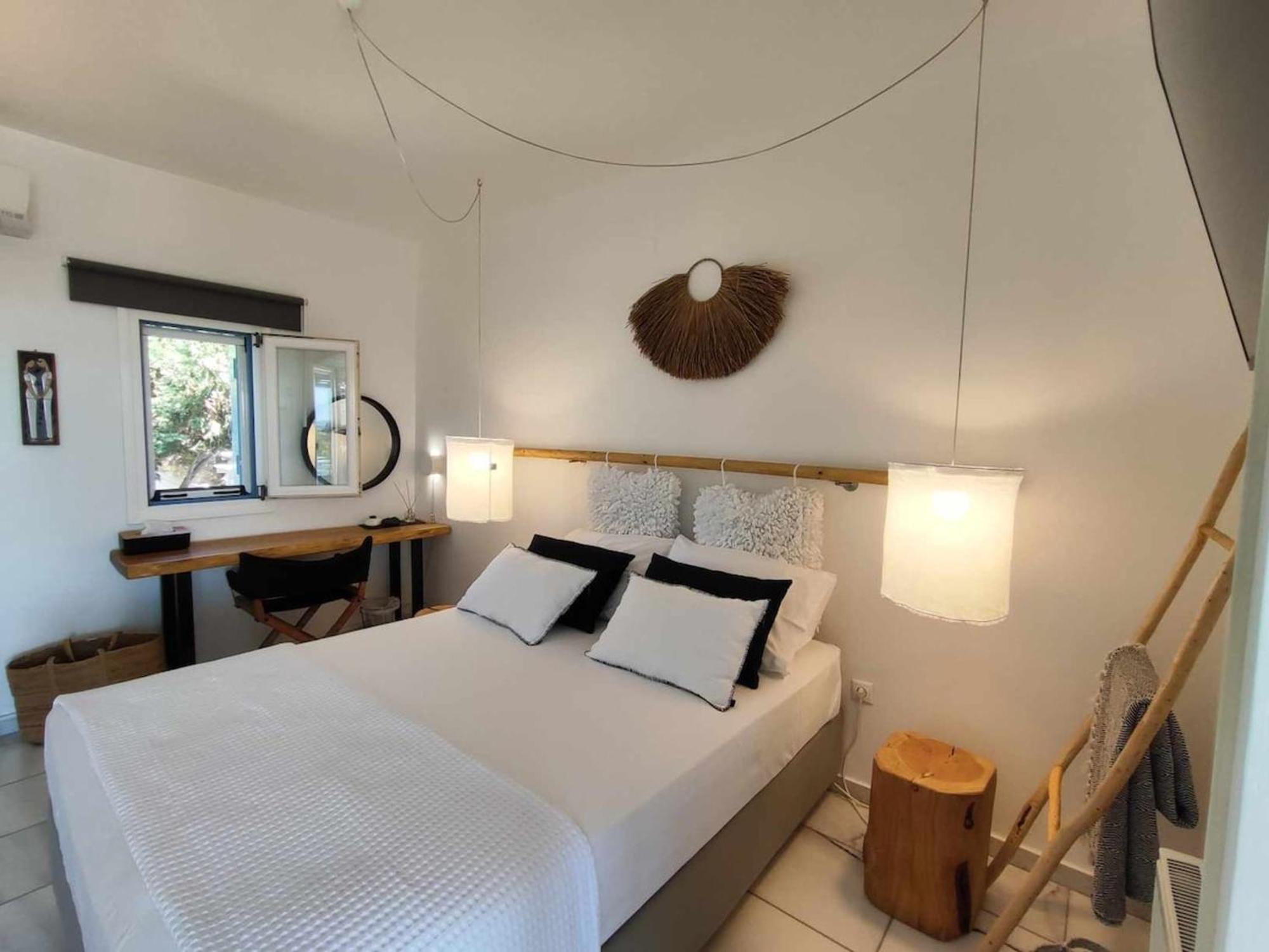 Island Magic - Seaview Villa With Jacuzzi Pool Ambelas Luaran gambar